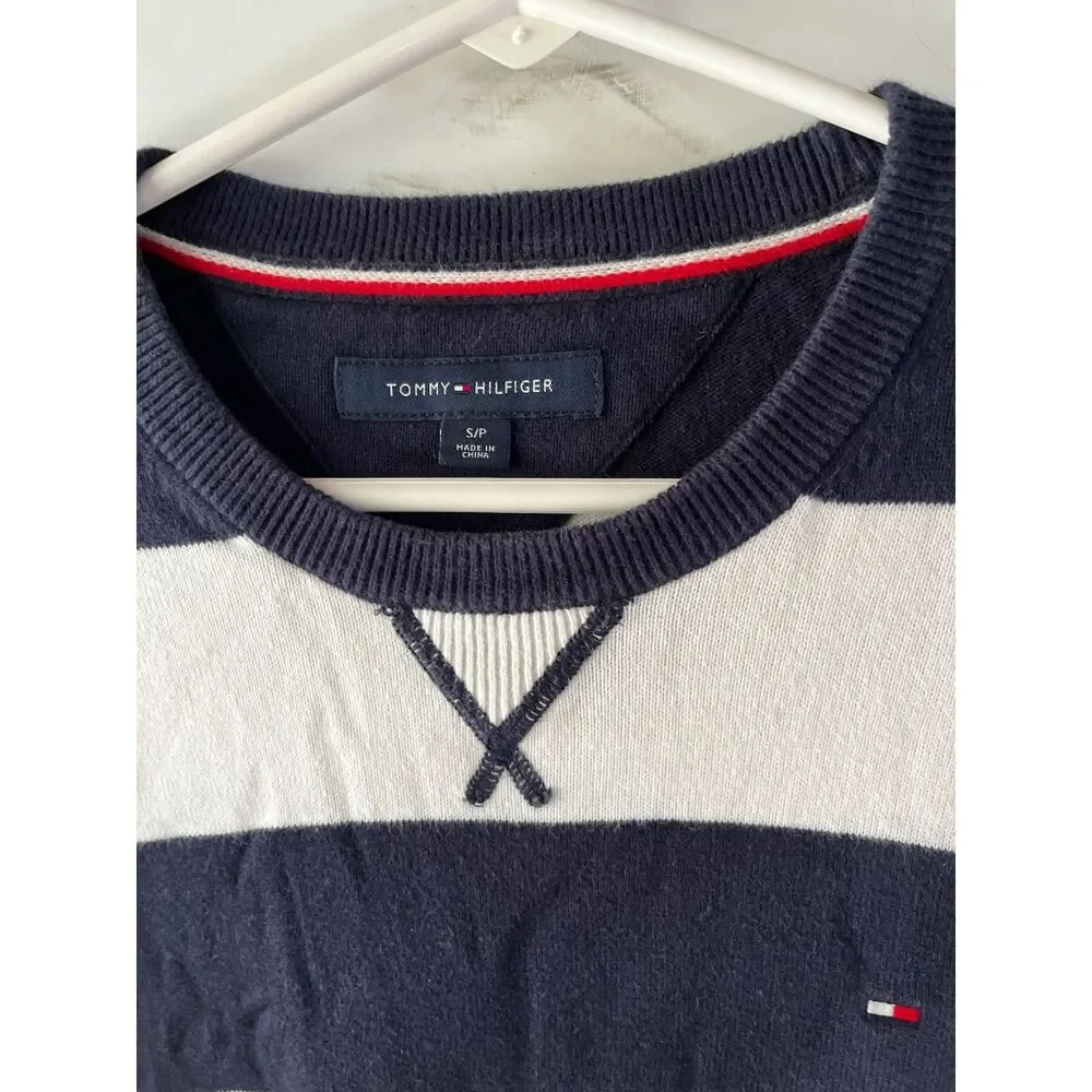preppy stripe navy and white sweatshirt knit size small